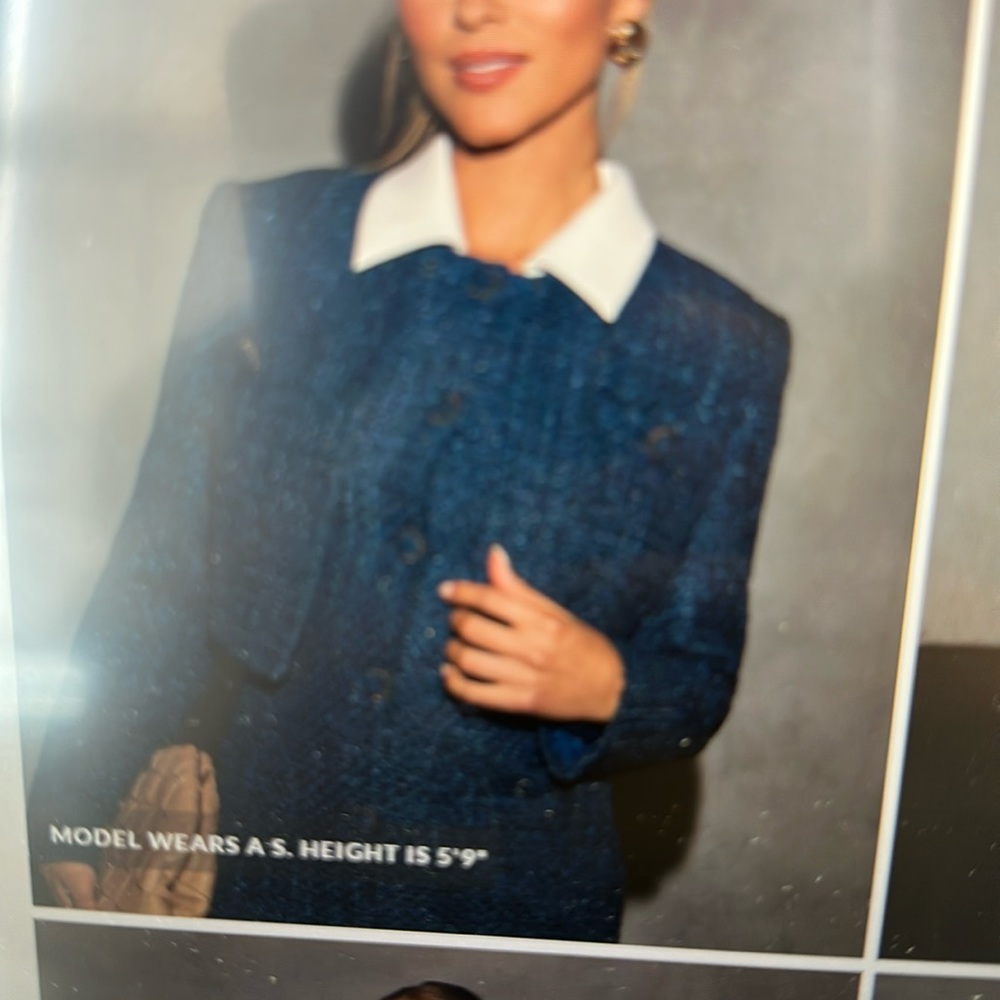 Power moves cropped Tweed Jacket